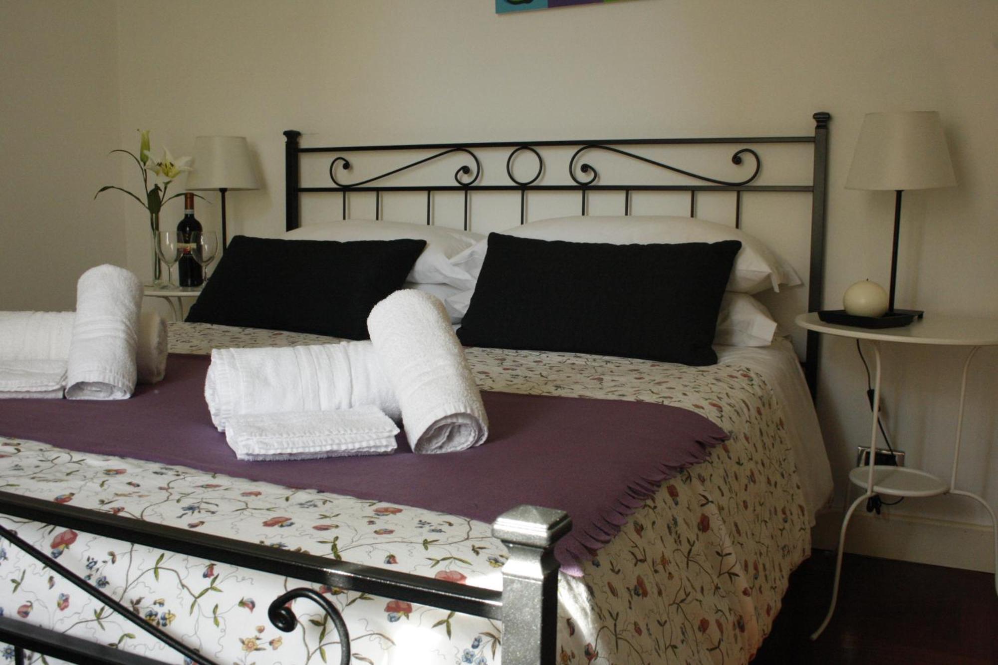 St. John Villa Rome Room photo